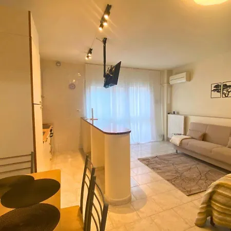 Magnolia Apartments, Di Garda *