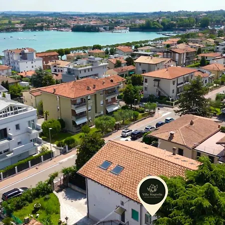 Magnolia Apartments, Di Garda شقة بسكييرا ديل غاردا