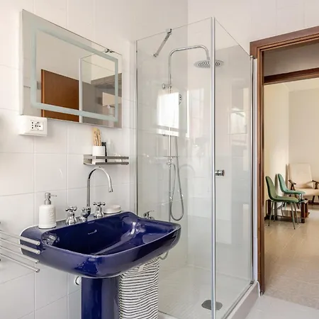 Magnolia Apartments, Di Garda بسكييرا ديل غاردا