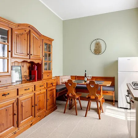 Magnolia Apartments, Di Garda شقة *