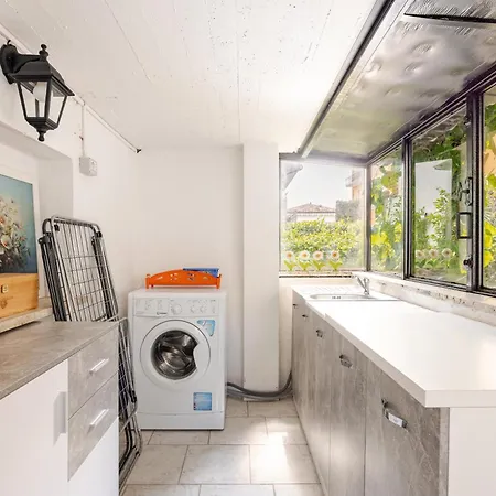 Magnolia Apartments, Di Garda * بسكييرا ديل غاردا